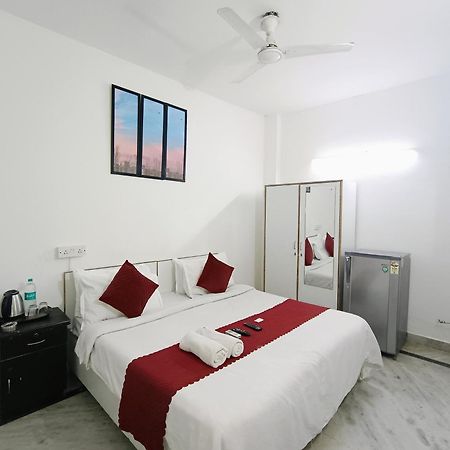 Hotel Hauz Khas Fort View New Delhi Extérieur photo