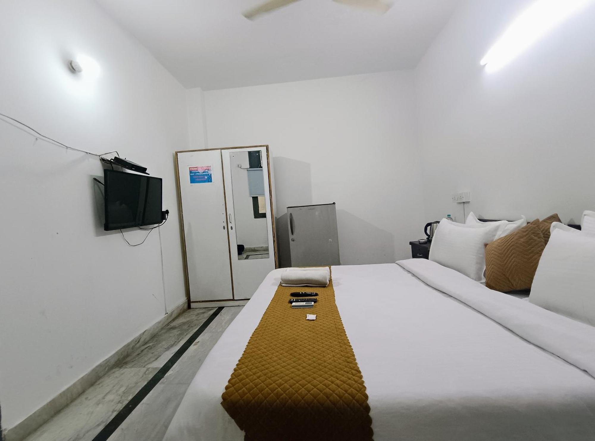 Hotel Hauz Khas Fort View New Delhi Extérieur photo
